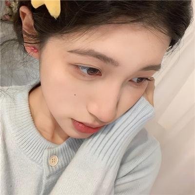 巴黎心枫叶情海报